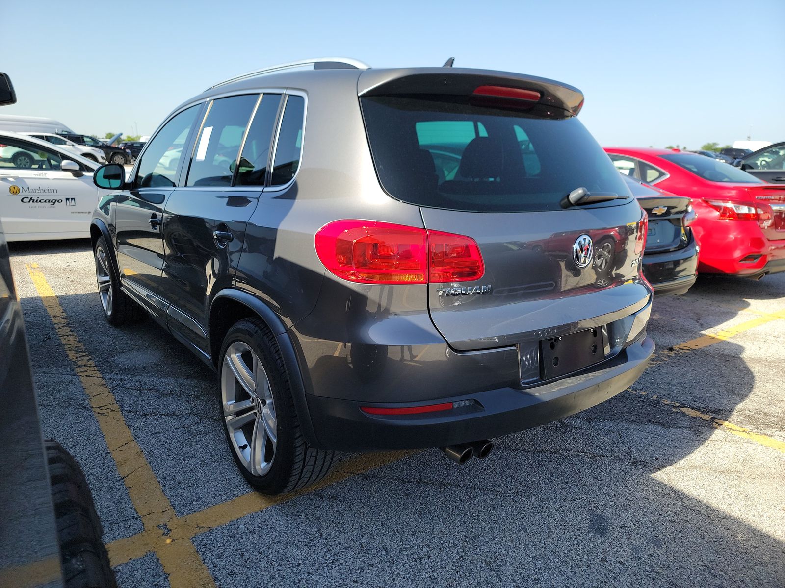 2014 Volkswagen Tiguan 2.0T R-Line FWD