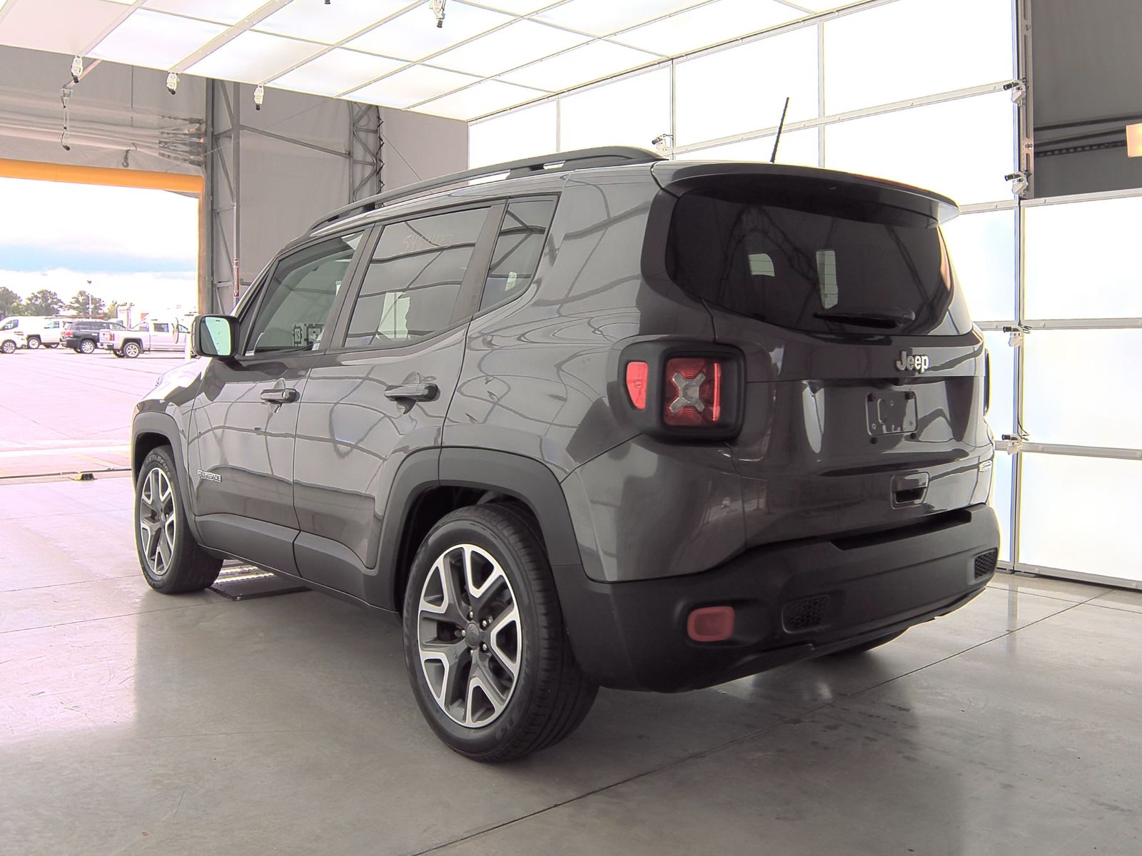 2018 Jeep Renegade Latitude FWD