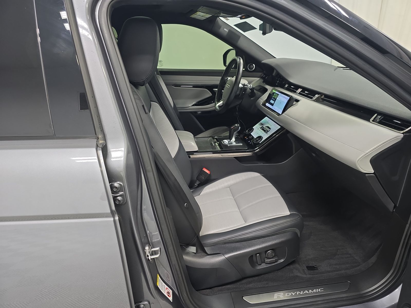 2020 Land Rover Range Rover Evoque R-Dynamic HSE AWD