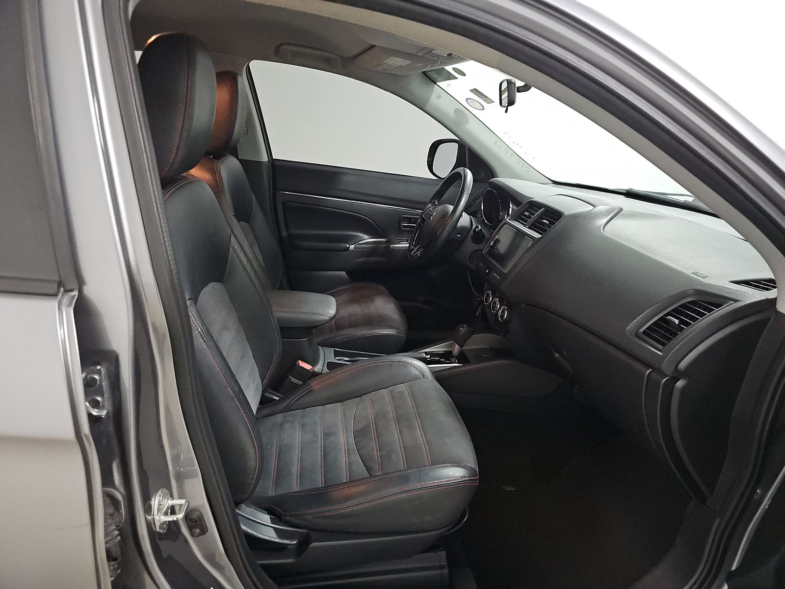2018 Mitsubishi Outlander Sport SE FWD