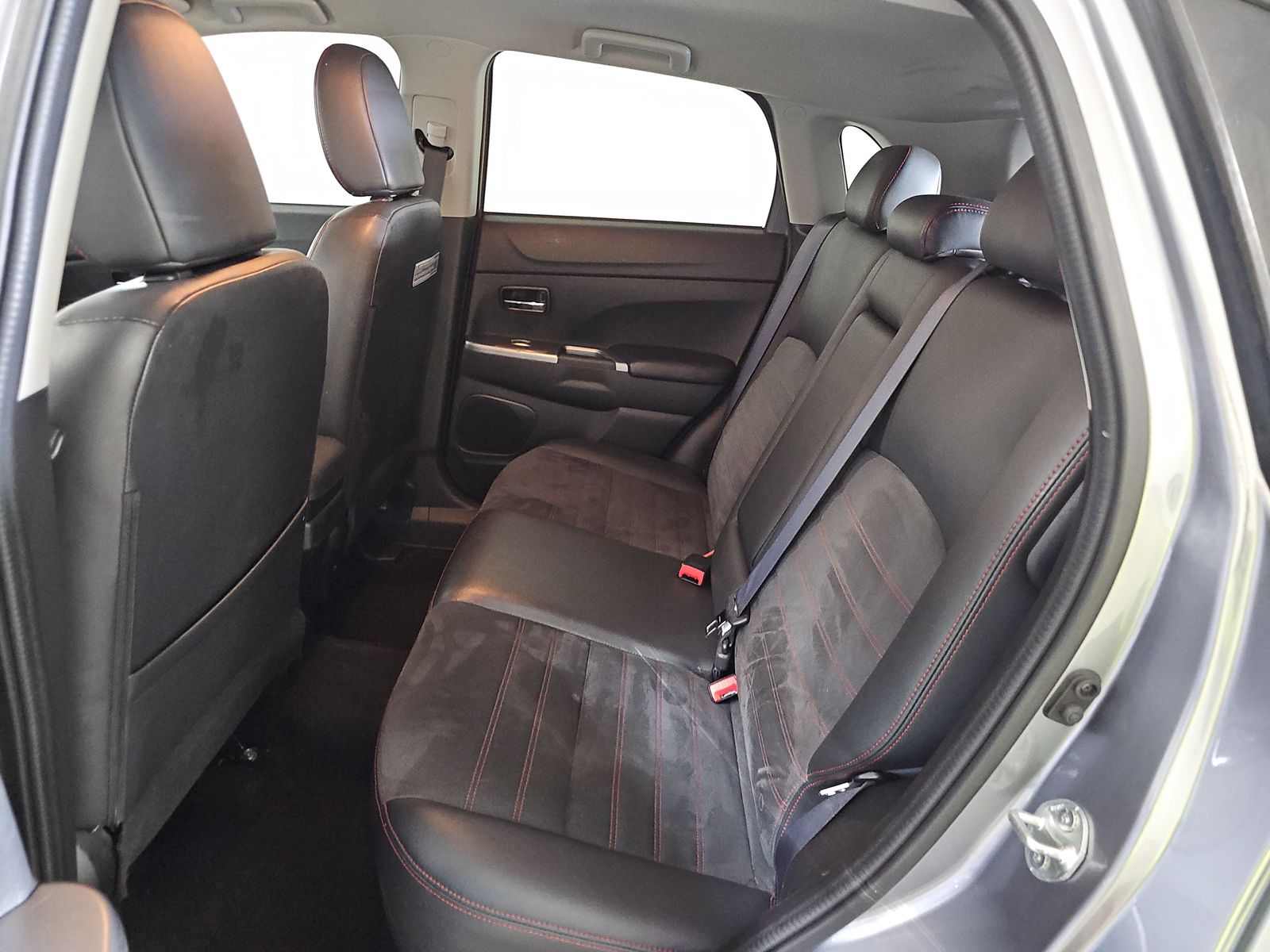 2018 Mitsubishi Outlander Sport SE FWD