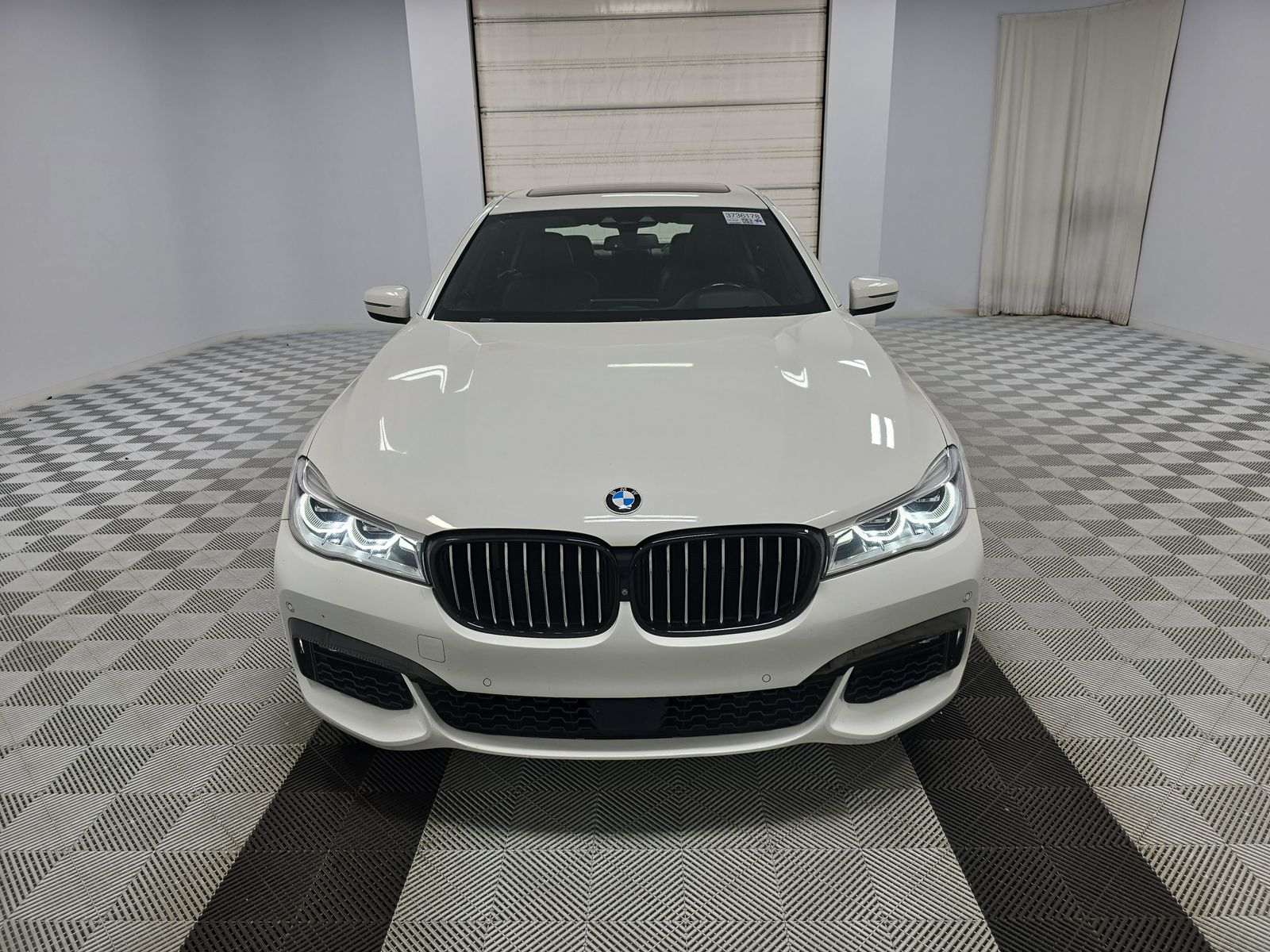 2018 BMW 7 Series 750i RWD