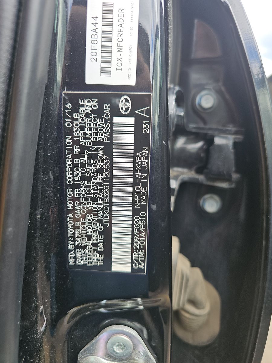 2016 Toyota Prius c Two FWD