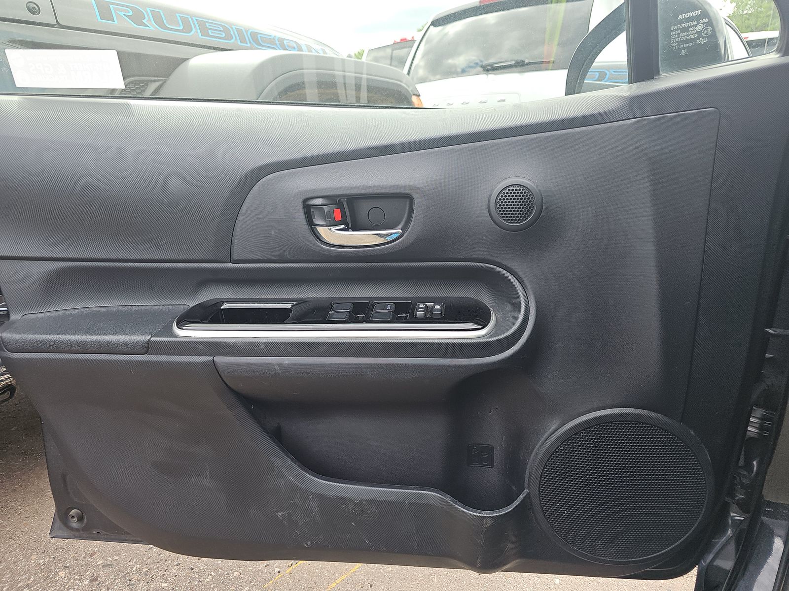 2016 Toyota Prius c Two FWD
