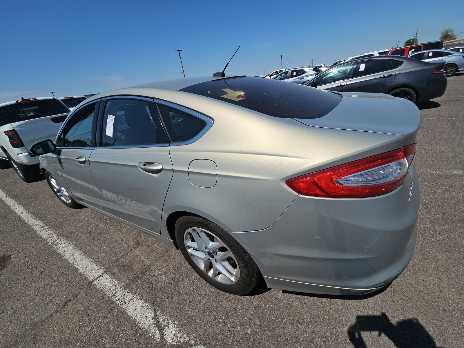 2015 Ford Fusion SE FWD
