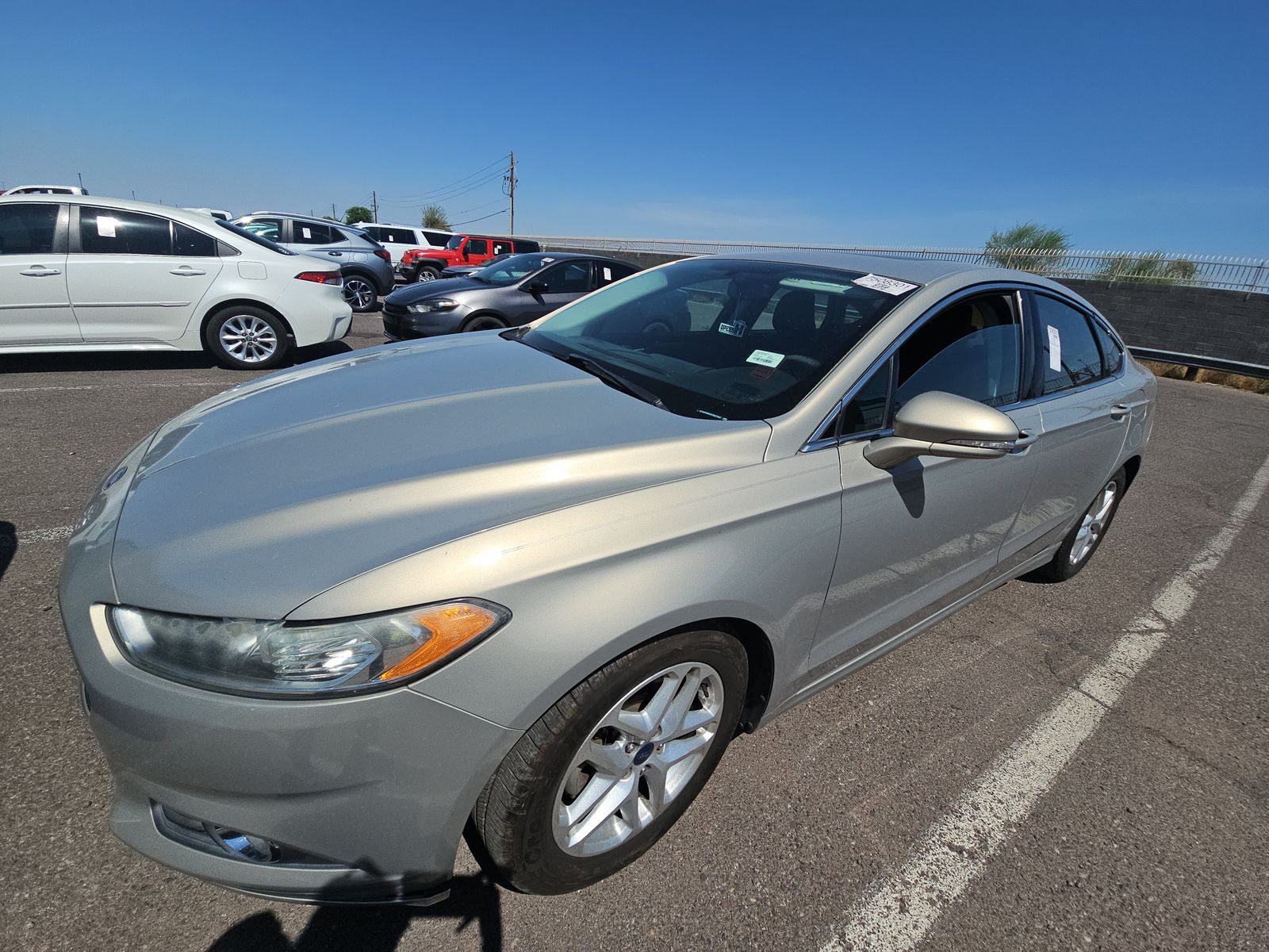 2015 Ford Fusion SE FWD