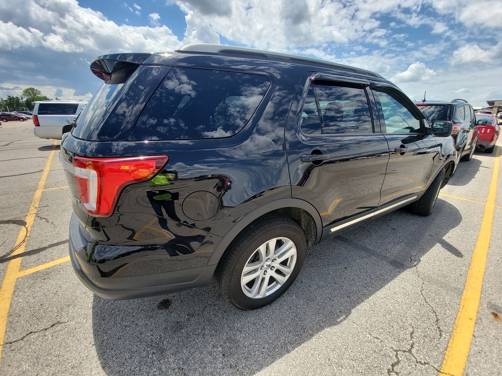 2019 Ford Explorer XLT AWD