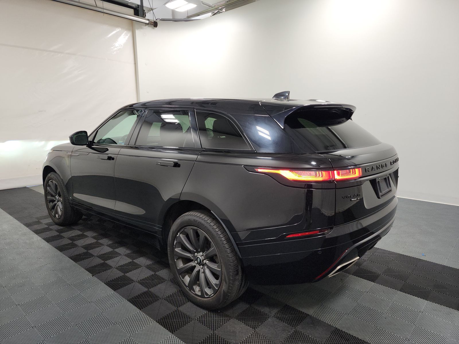 2020 Land Rover Range Rover Velar R-Dynamic S AWD