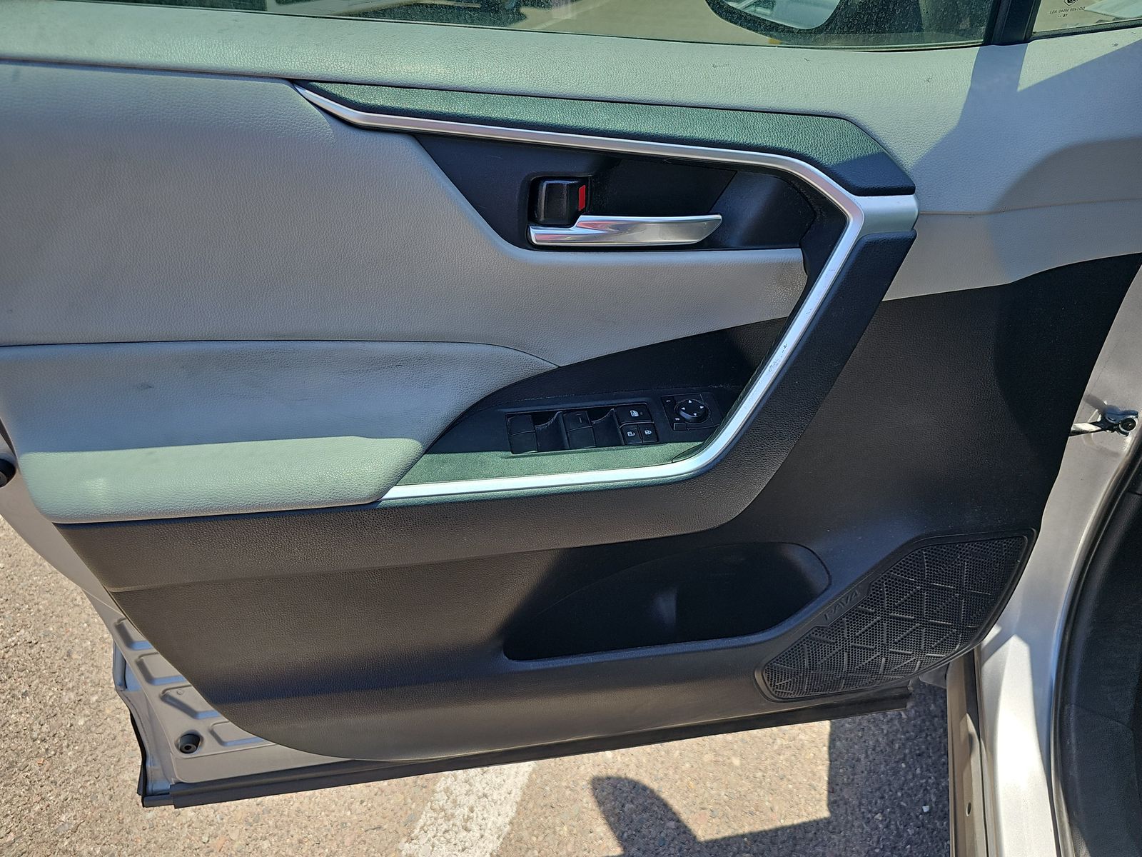 2019 Toyota RAV4 XLE FWD