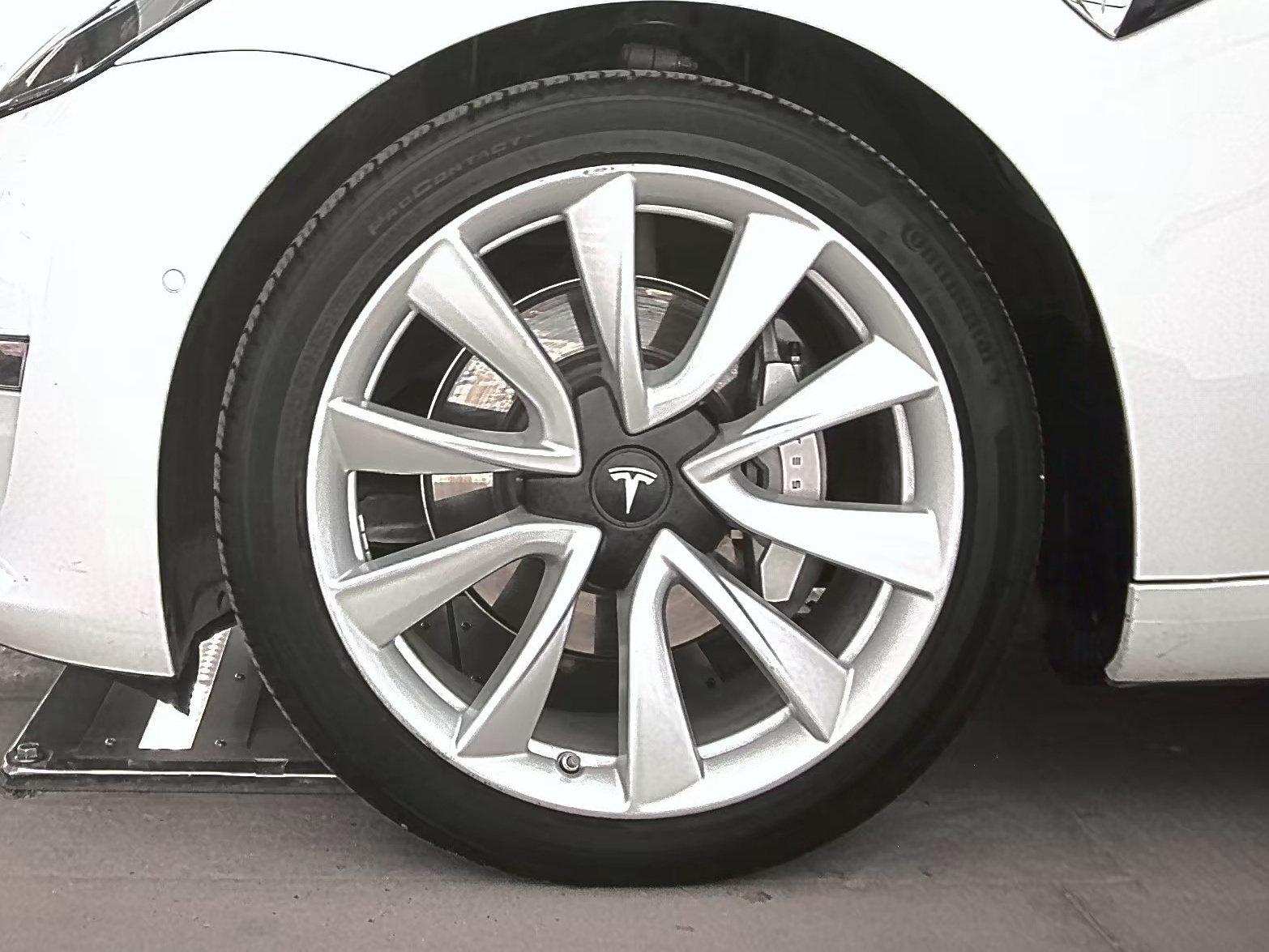 2018 Tesla Model 3 Long Range AWD