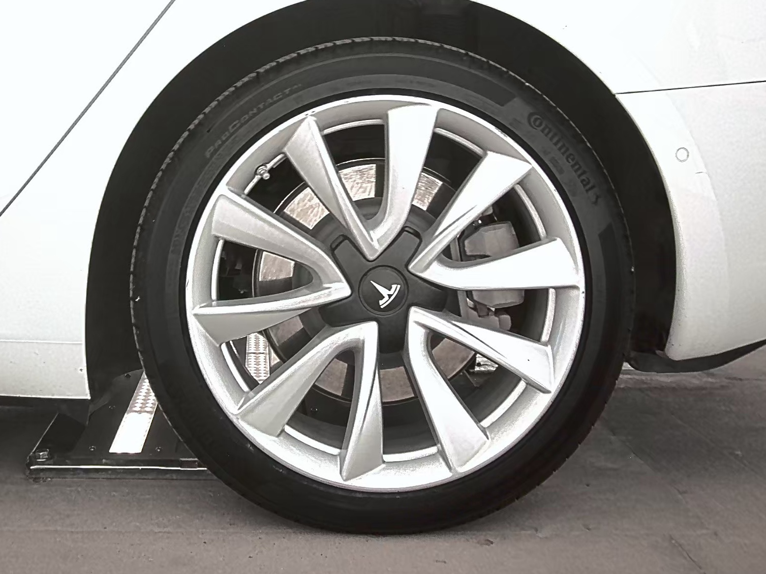 2018 Tesla Model 3 Long Range AWD