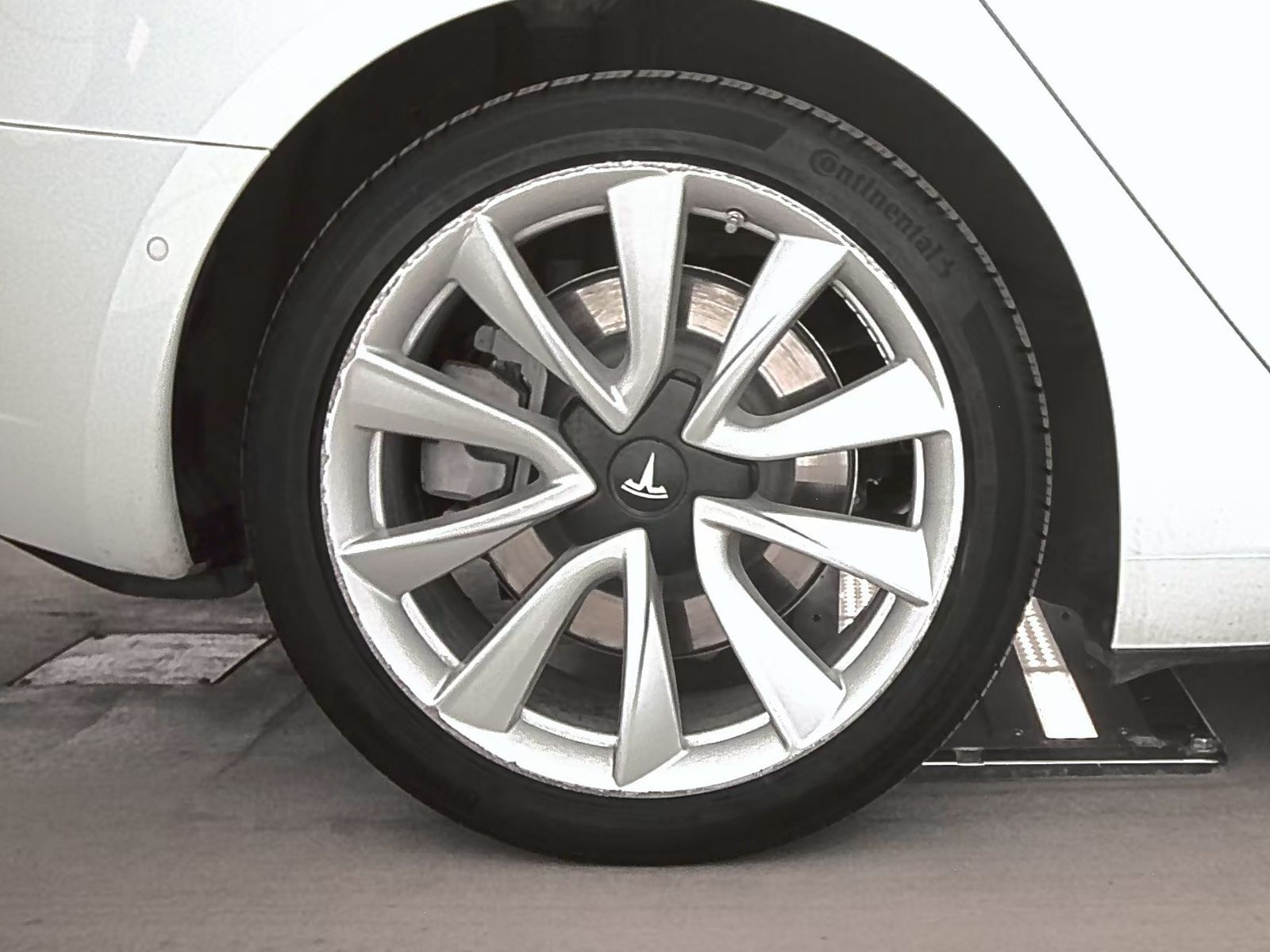 2018 Tesla Model 3 Long Range AWD