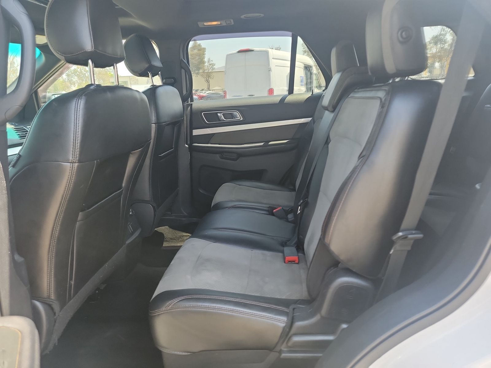 2017 Ford Explorer XLT FWD