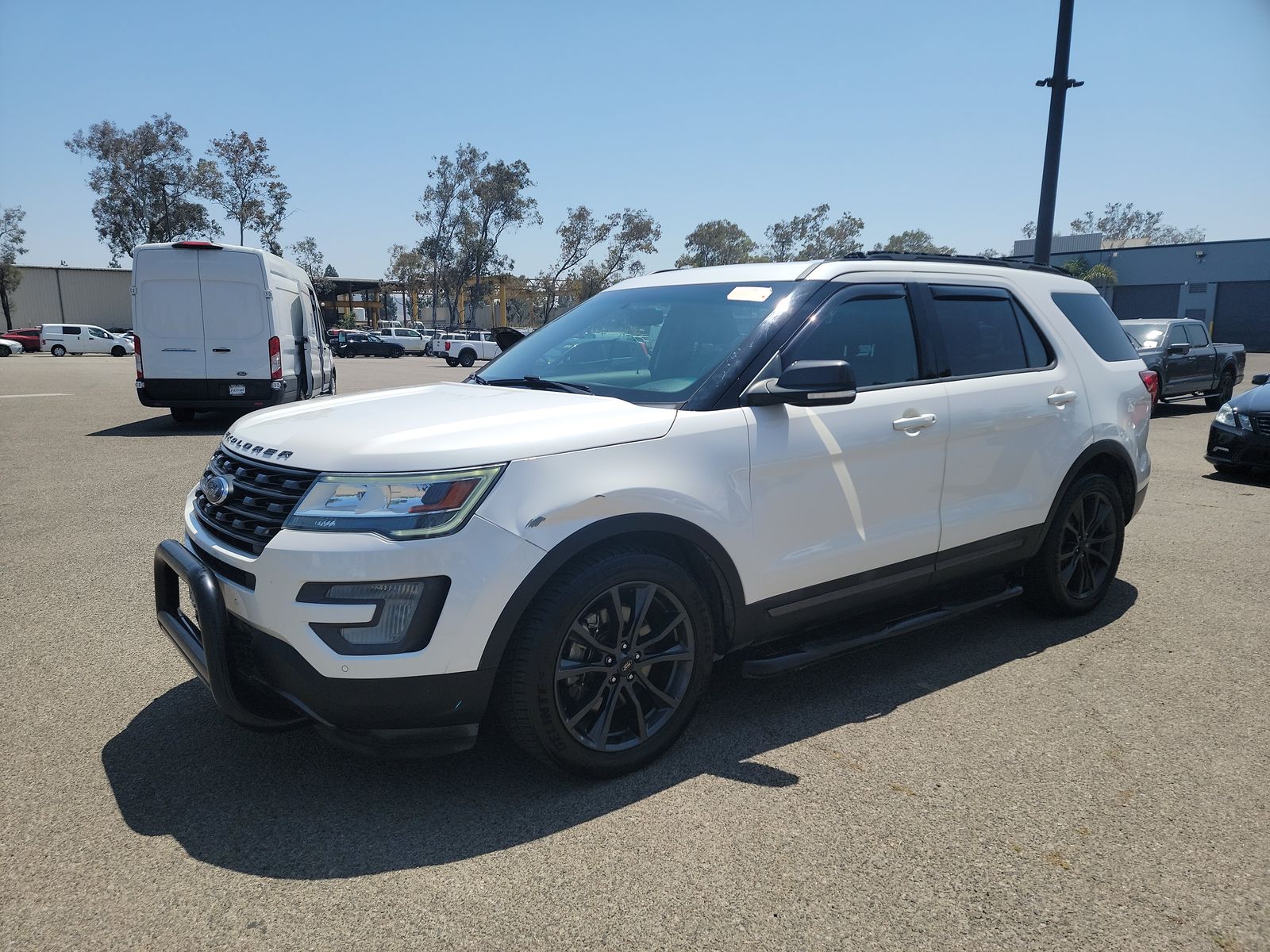 2017 Ford Explorer XLT FWD