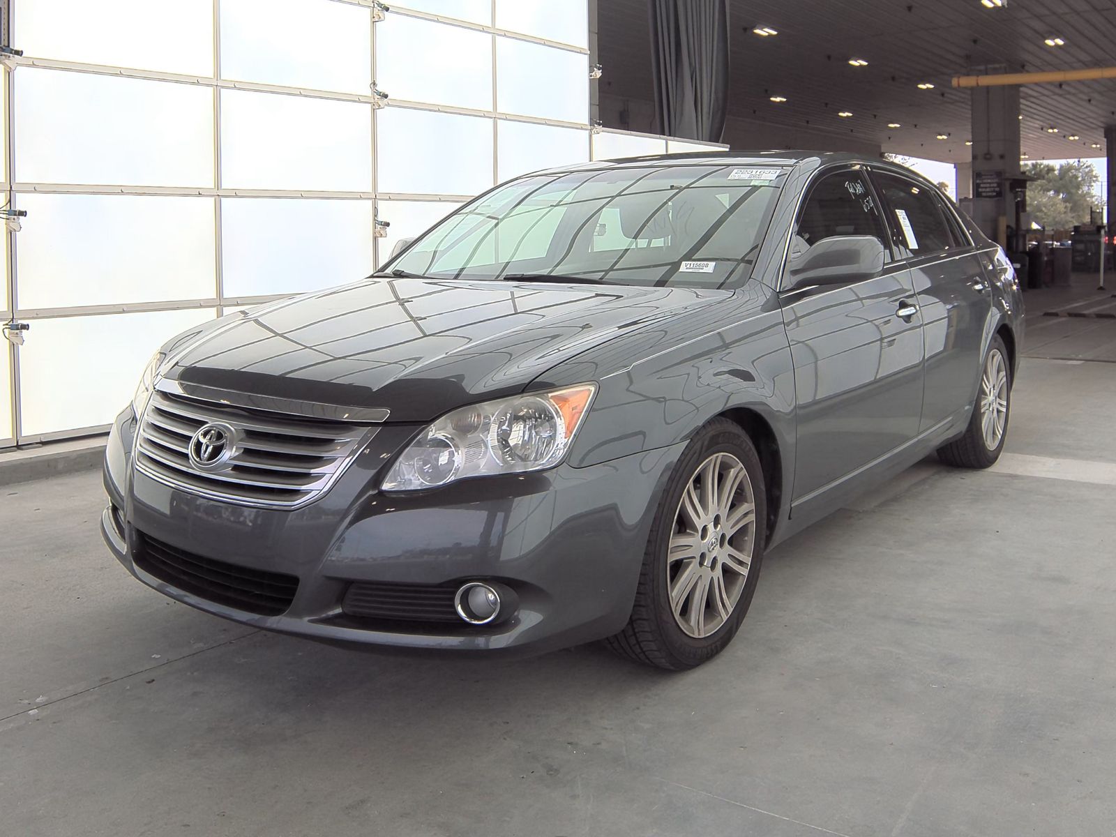 2010 Toyota Avalon Limited FWD