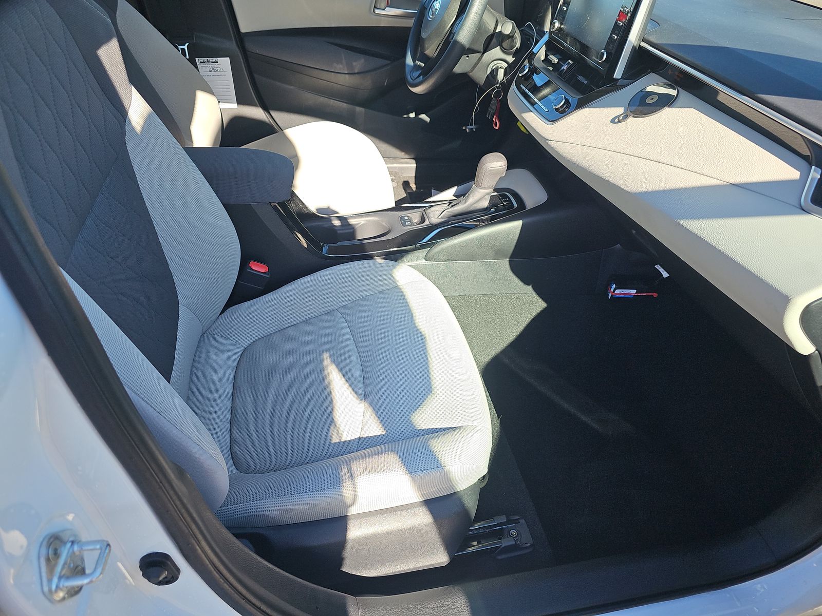 2021 Toyota Corolla LE FWD