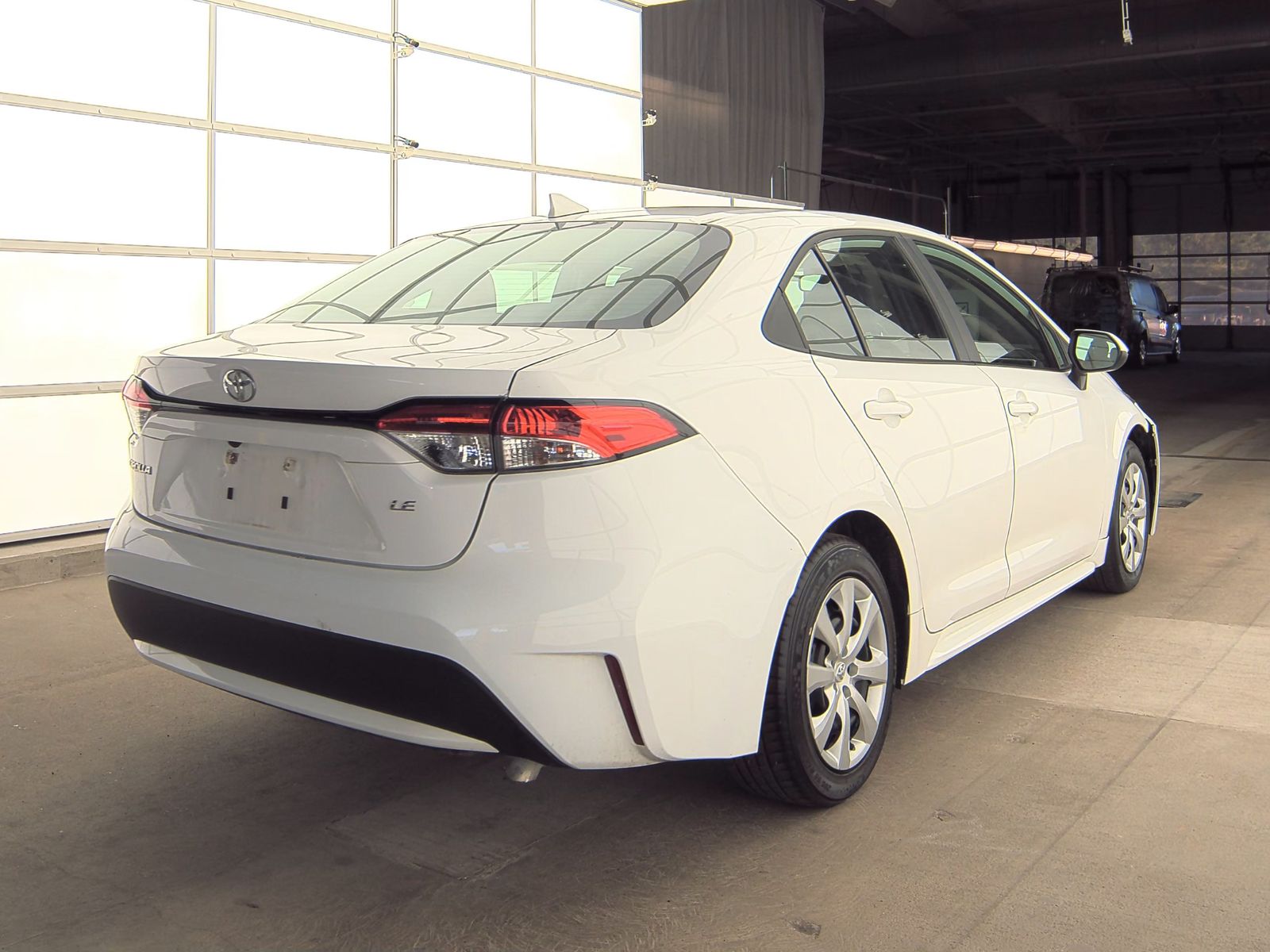 2021 Toyota Corolla LE FWD