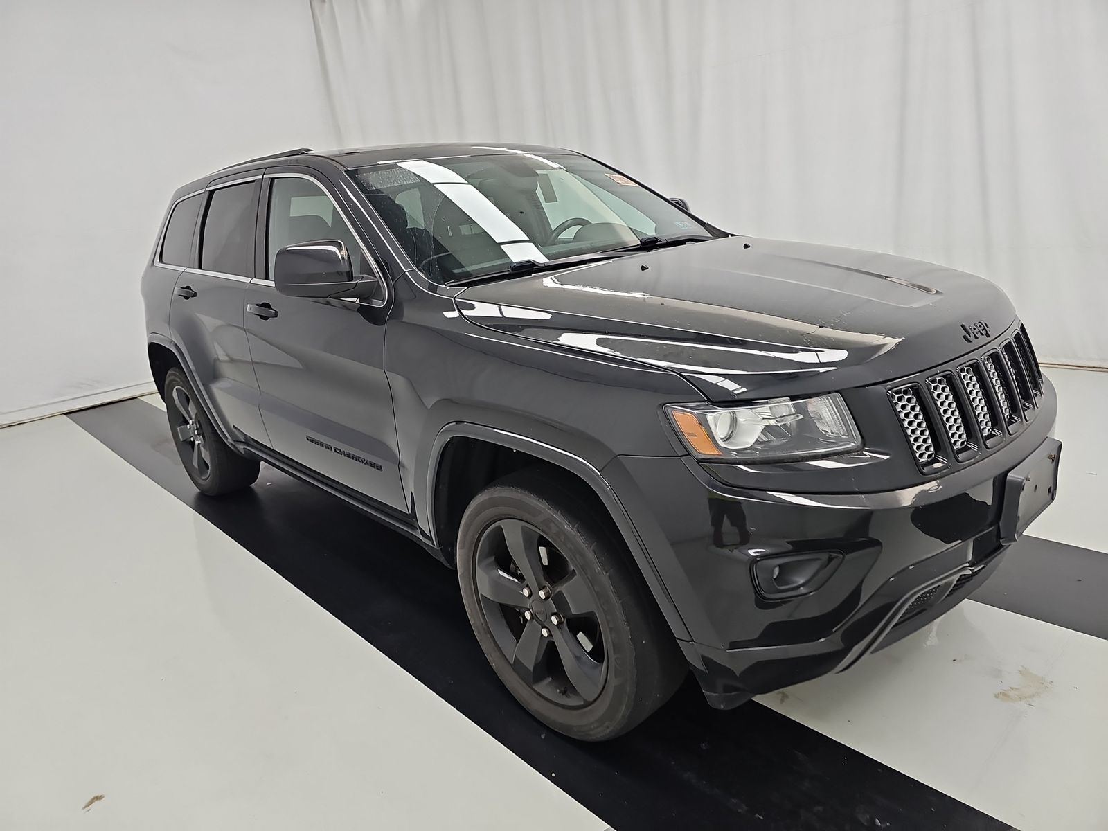 2015 Jeep Grand Cherokee Laredo Altitude Edition AWD