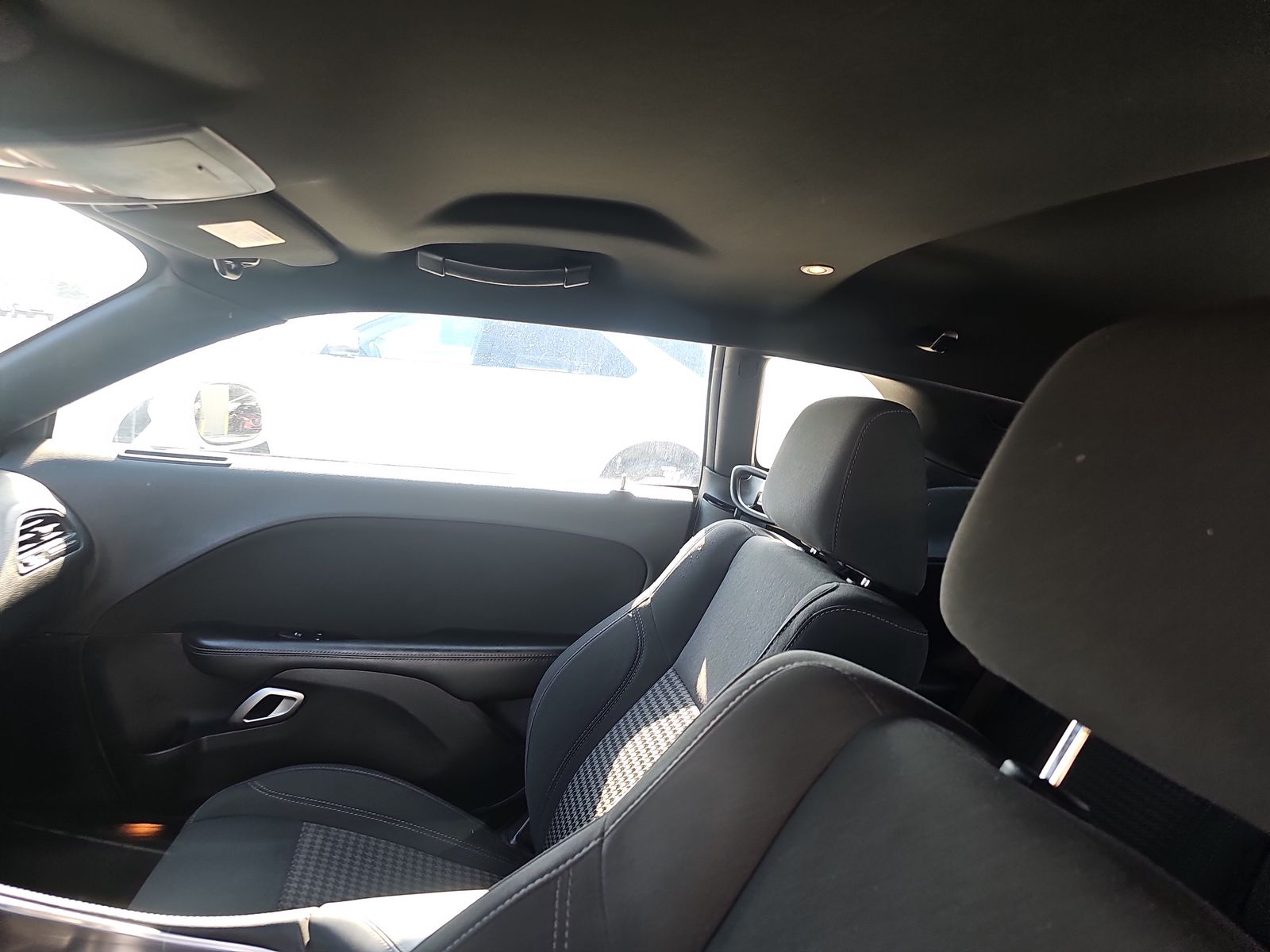 2016 Dodge Challenger SXT RWD