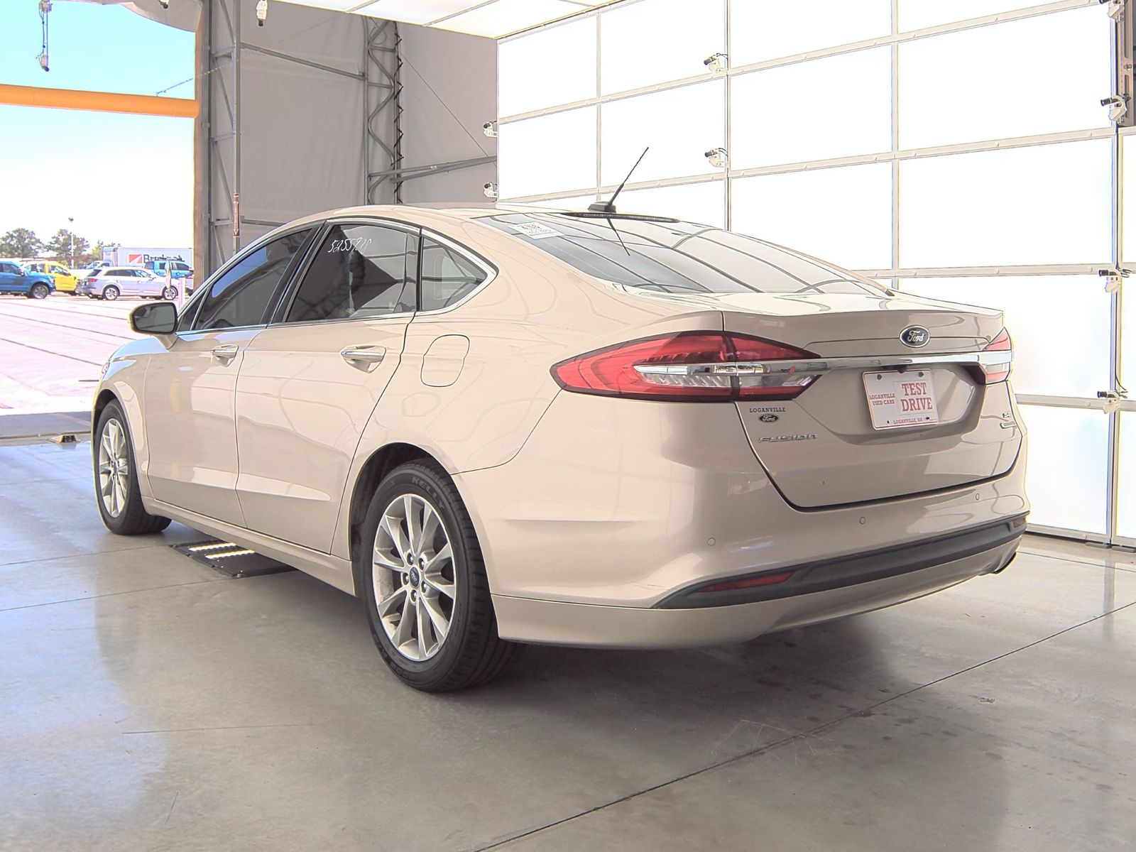 2017 Ford Fusion SE FWD