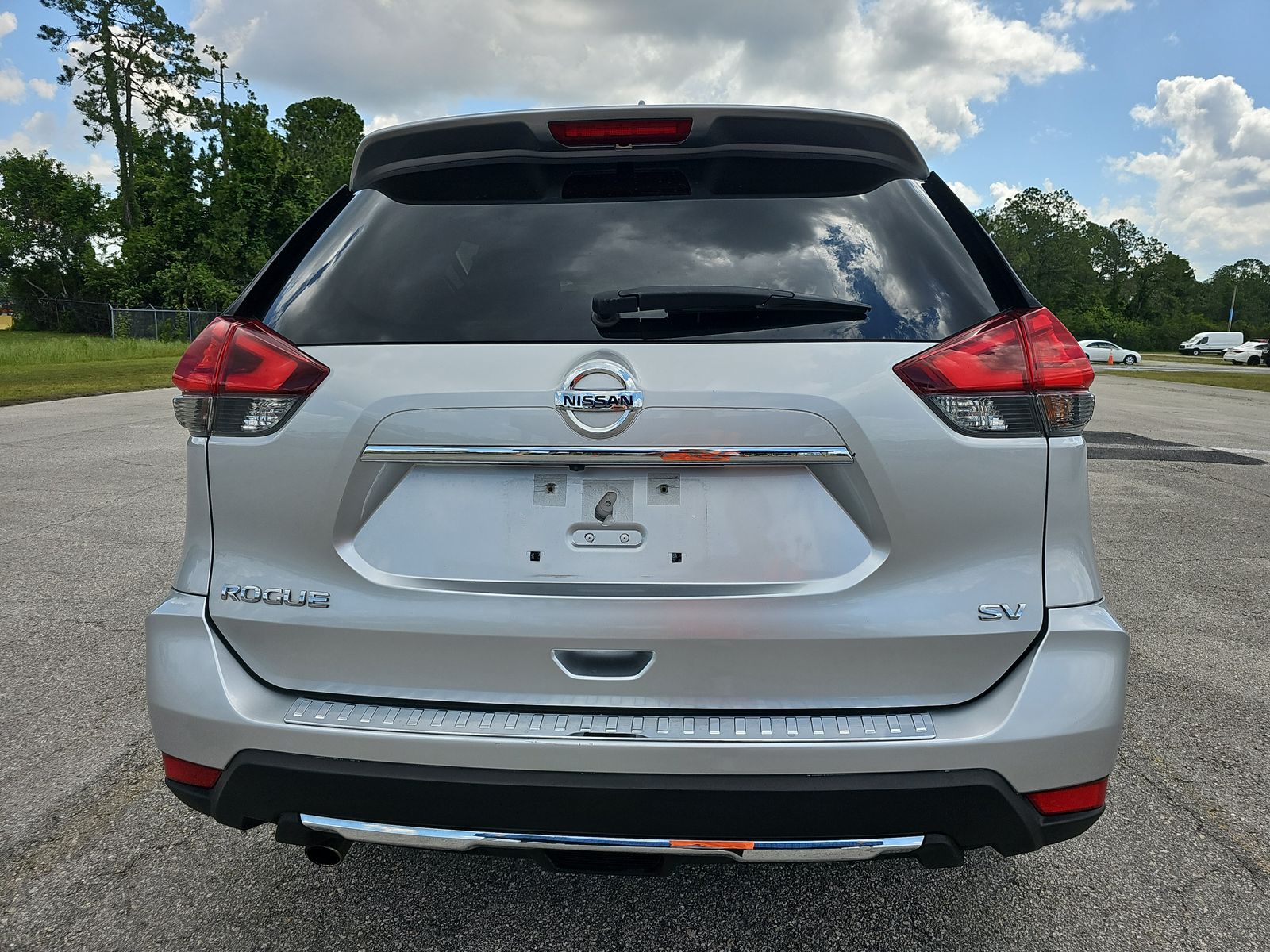 2017 Nissan Rogue SV FWD