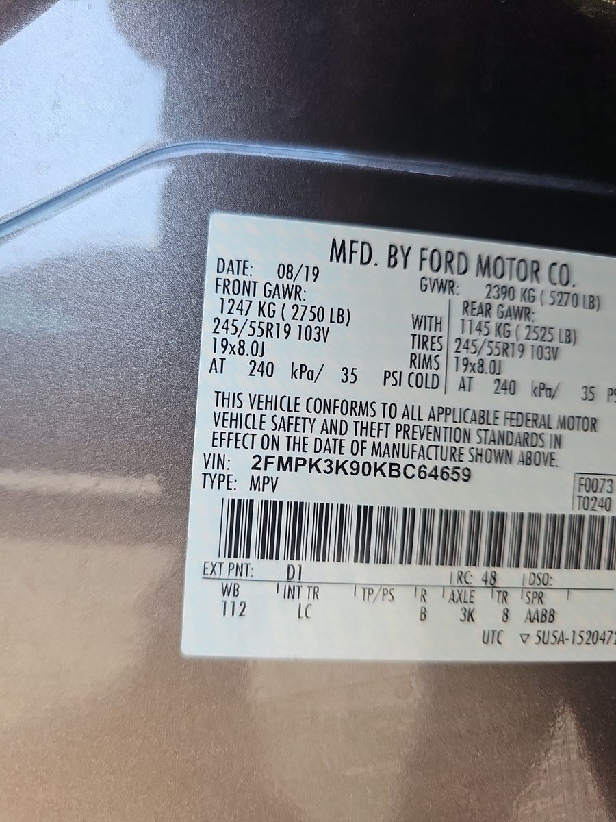 2019 Ford Edge Titanium FWD