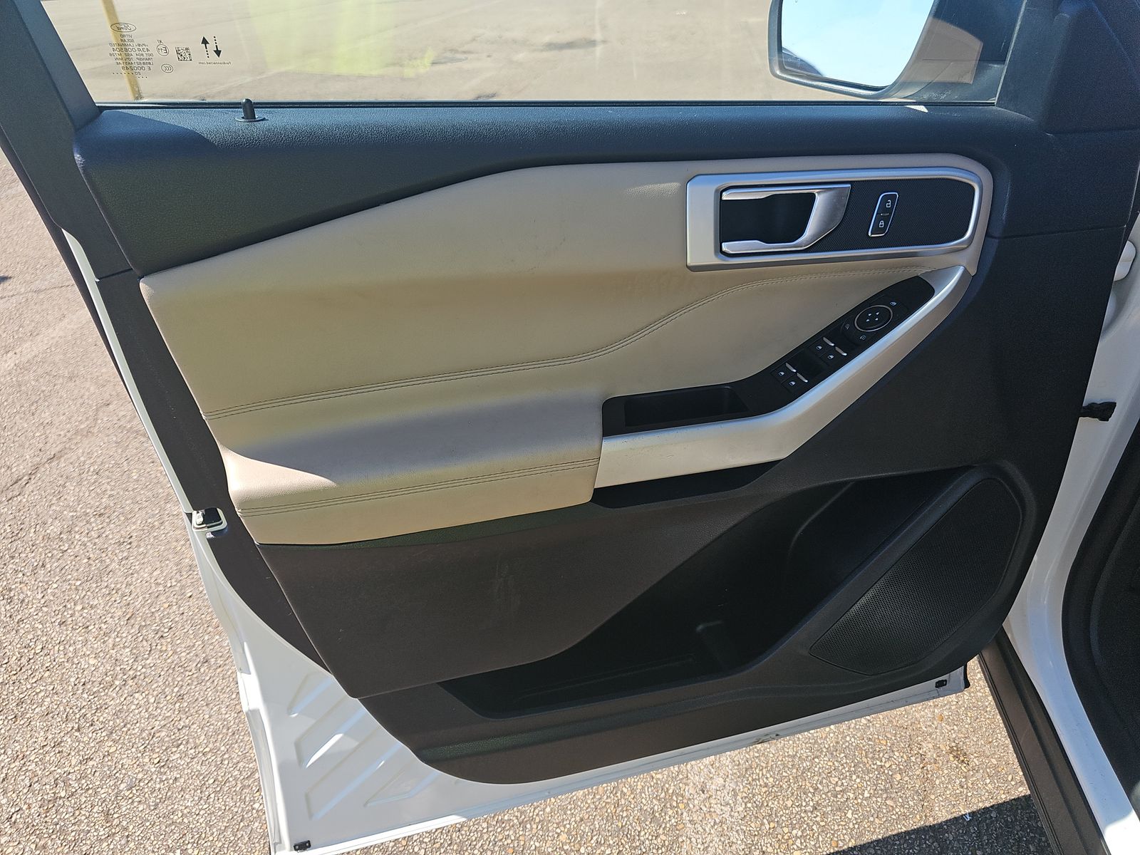 2020 Ford Explorer XLT RWD