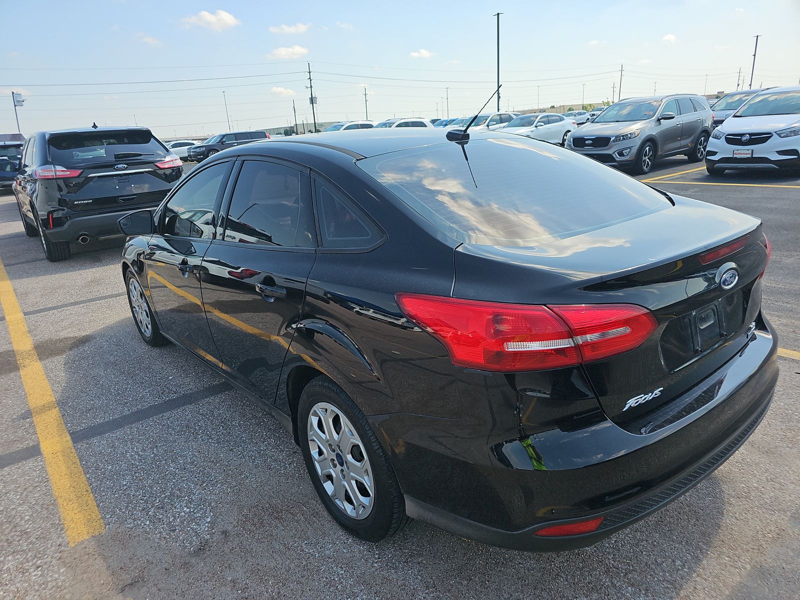 2018 Ford Focus SE FWD