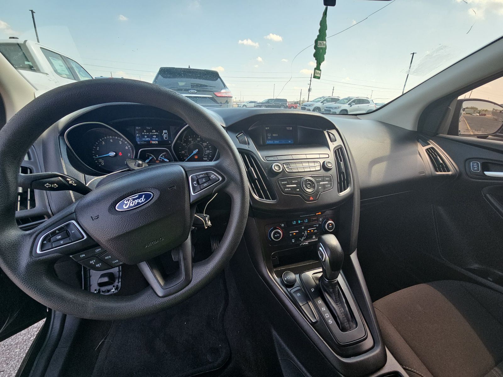 2018 Ford Focus SE FWD