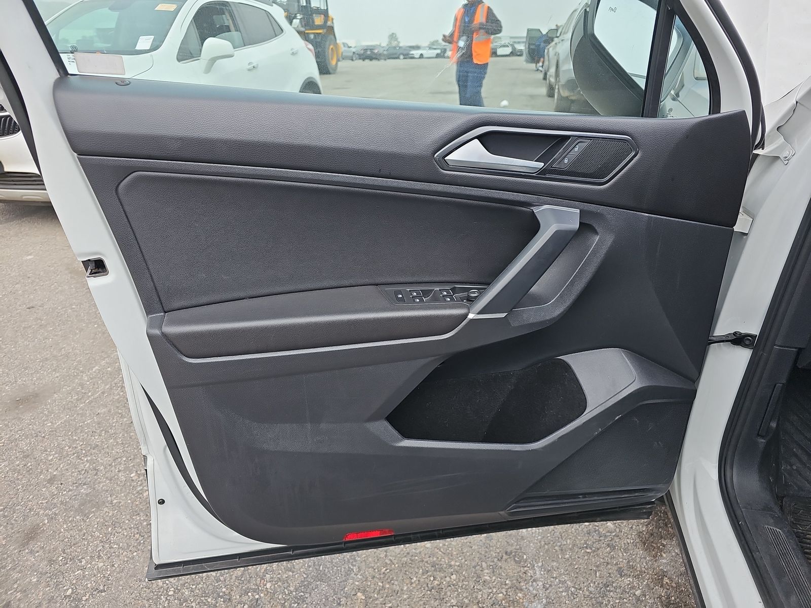 2018 Volkswagen Tiguan 2.0T SE FWD