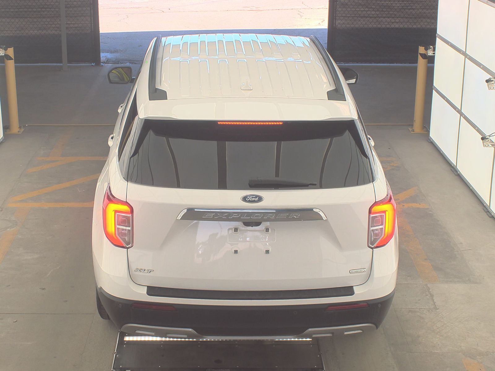 2020 Ford Explorer XLT RWD