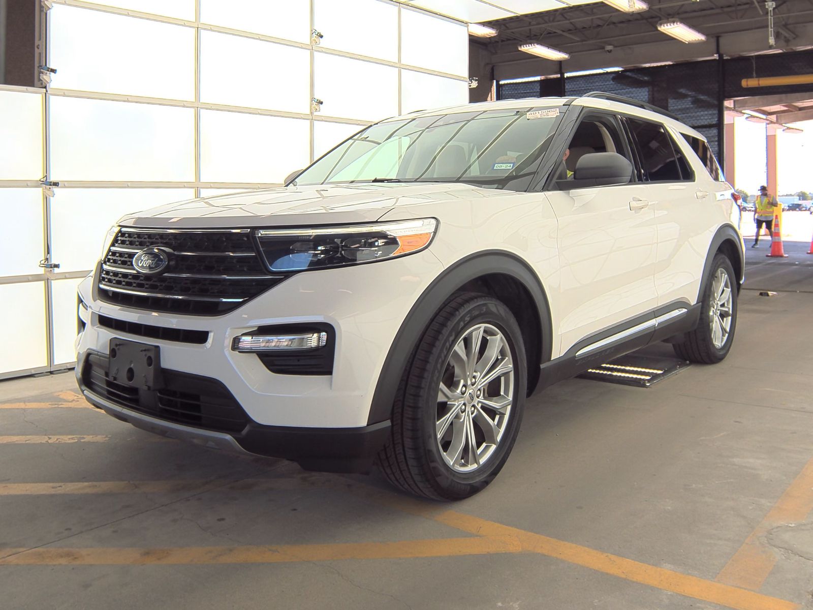 2020 Ford Explorer XLT RWD