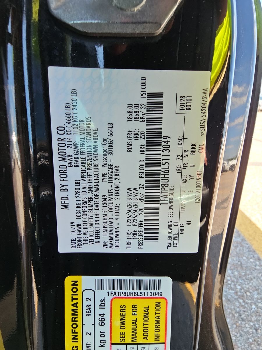 2020 Ford Mustang EcoBoost Premium RWD