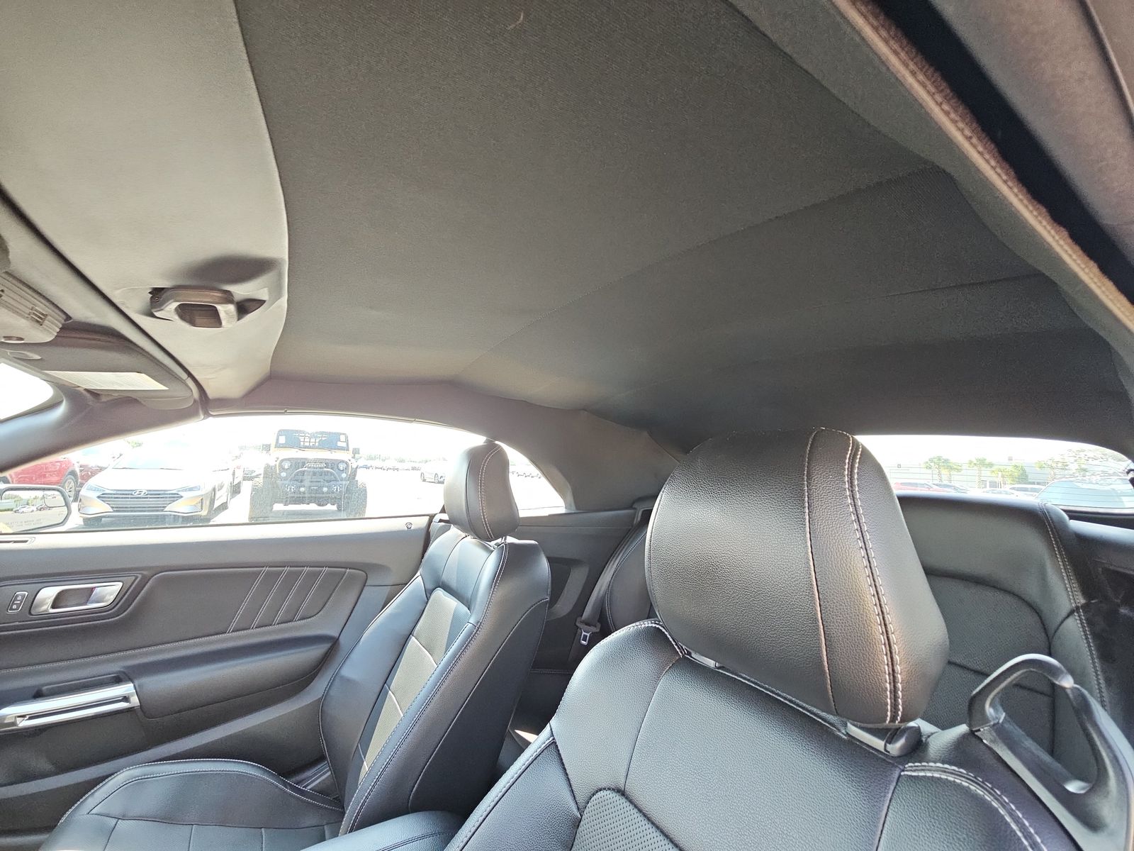 2020 Ford Mustang EcoBoost Premium RWD