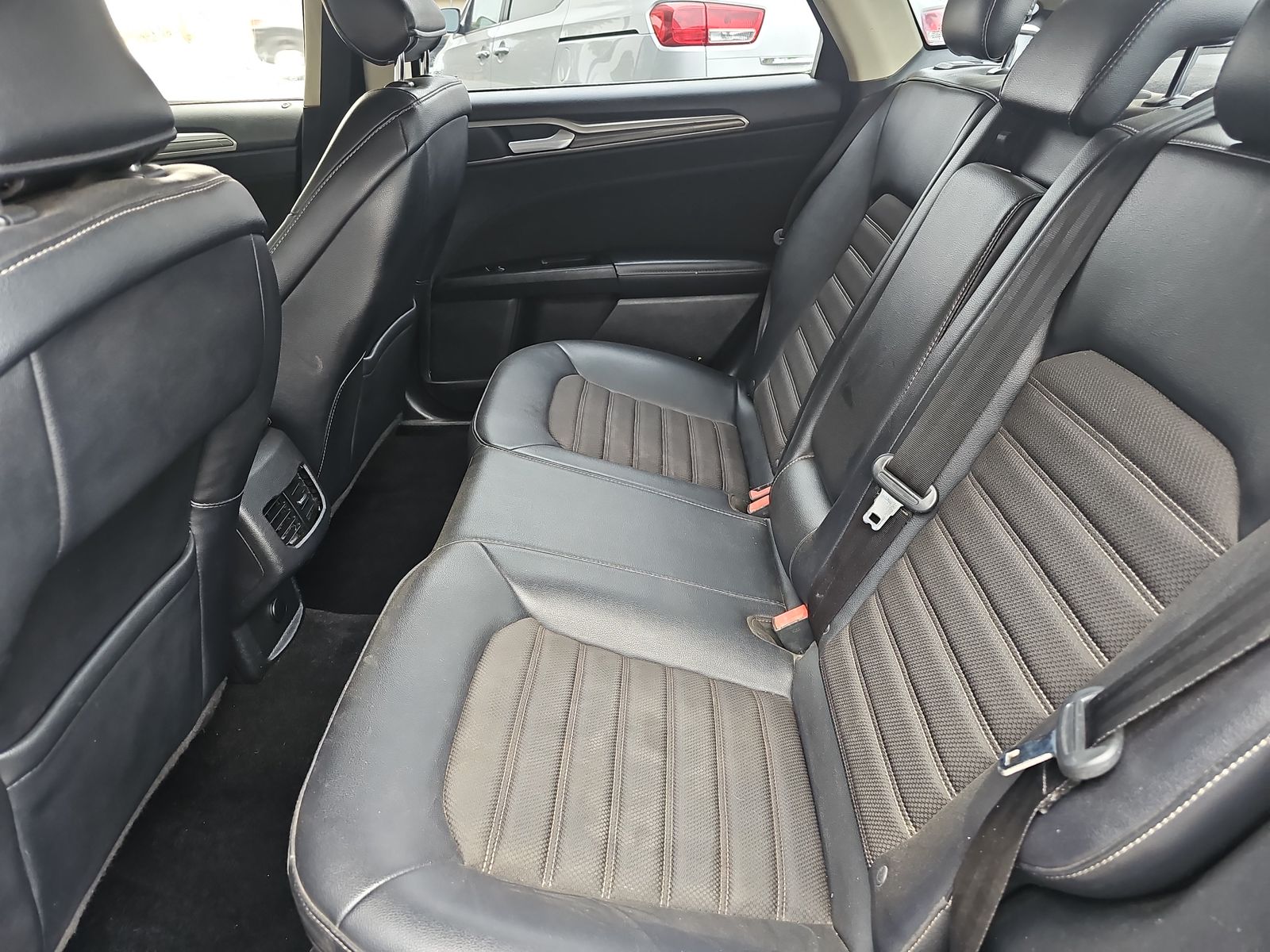 2017 Ford Fusion SE FWD