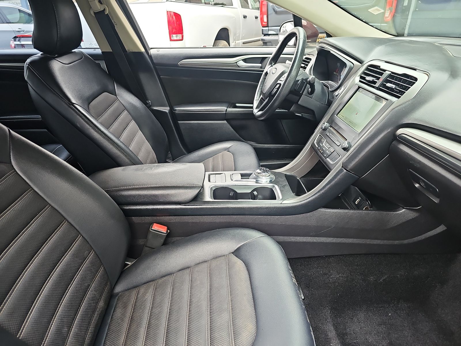 2017 Ford Fusion SE FWD