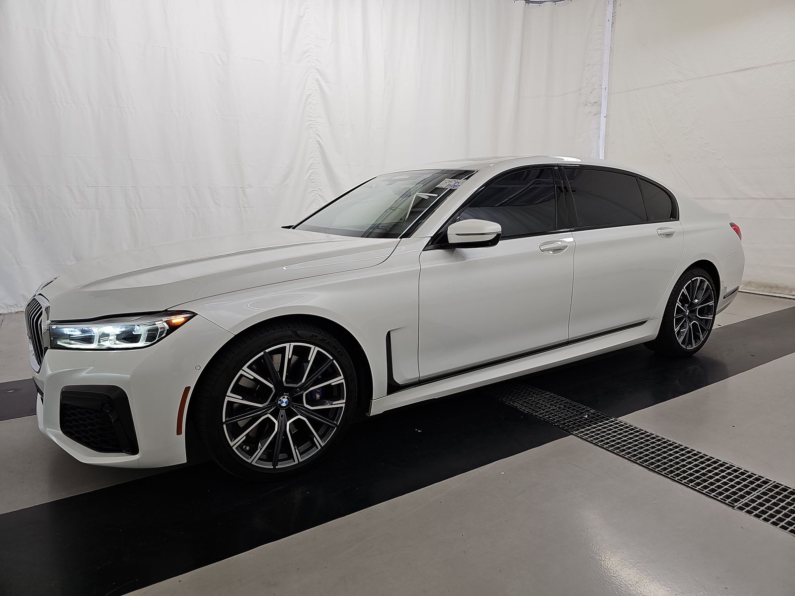 2022 BMW 7 Series 750i xDrive AWD