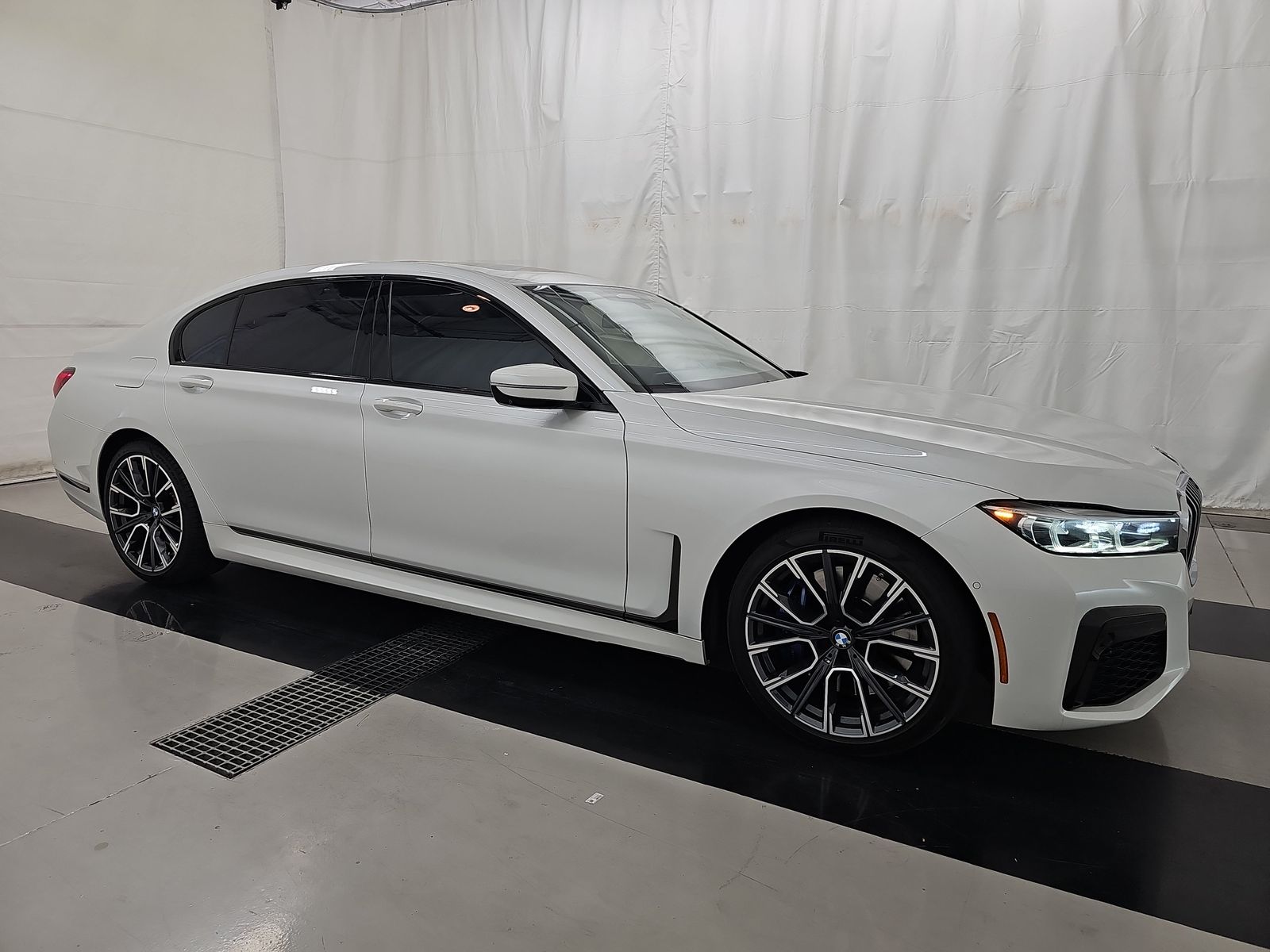 2022 BMW 7 Series 750i xDrive AWD