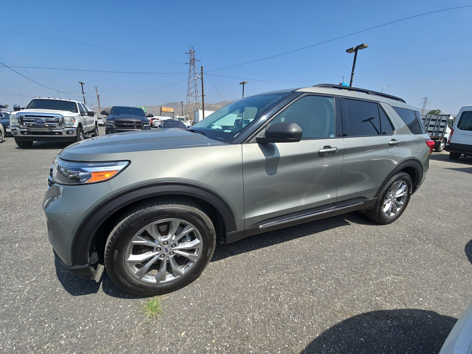 2020 Ford Explorer XLT RWD