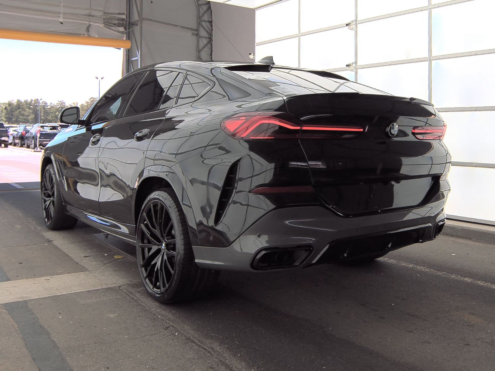 2020 BMW X6 M50i AWD