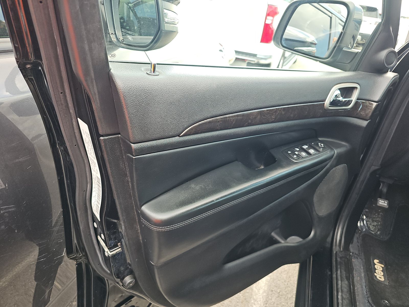 2012 Jeep Grand Cherokee Laredo RWD