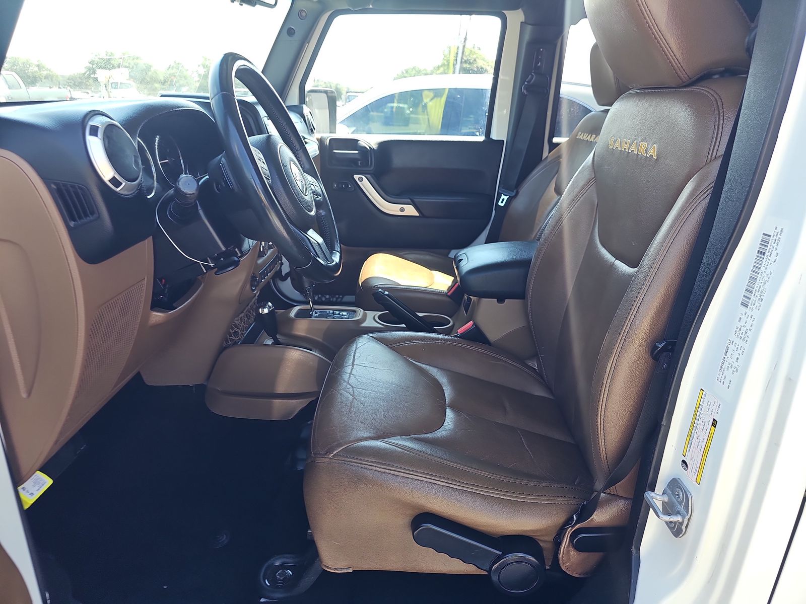 2014 Jeep Wrangler Unlimited Sahara AWD