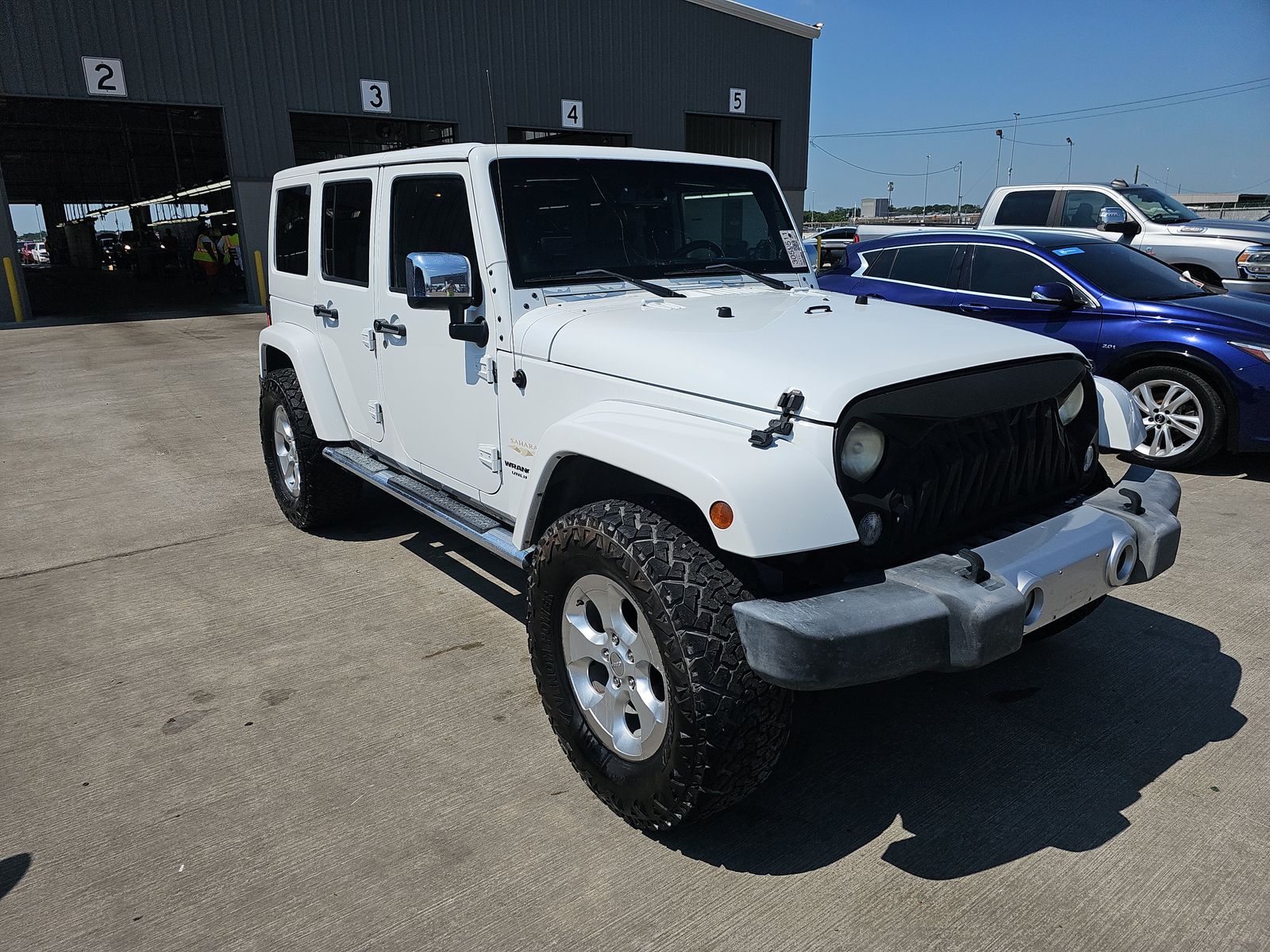 2014 Jeep Wrangler Unlimited Sahara AWD