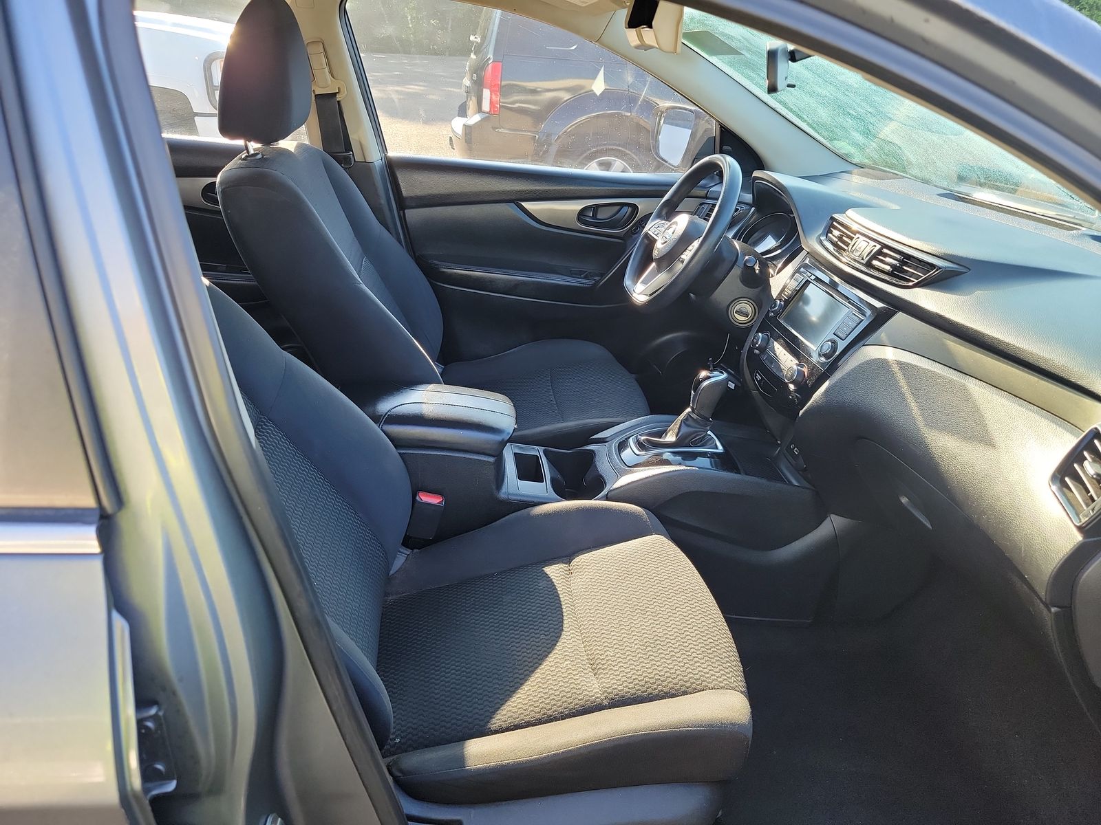2019 Nissan Rogue Sport S FWD