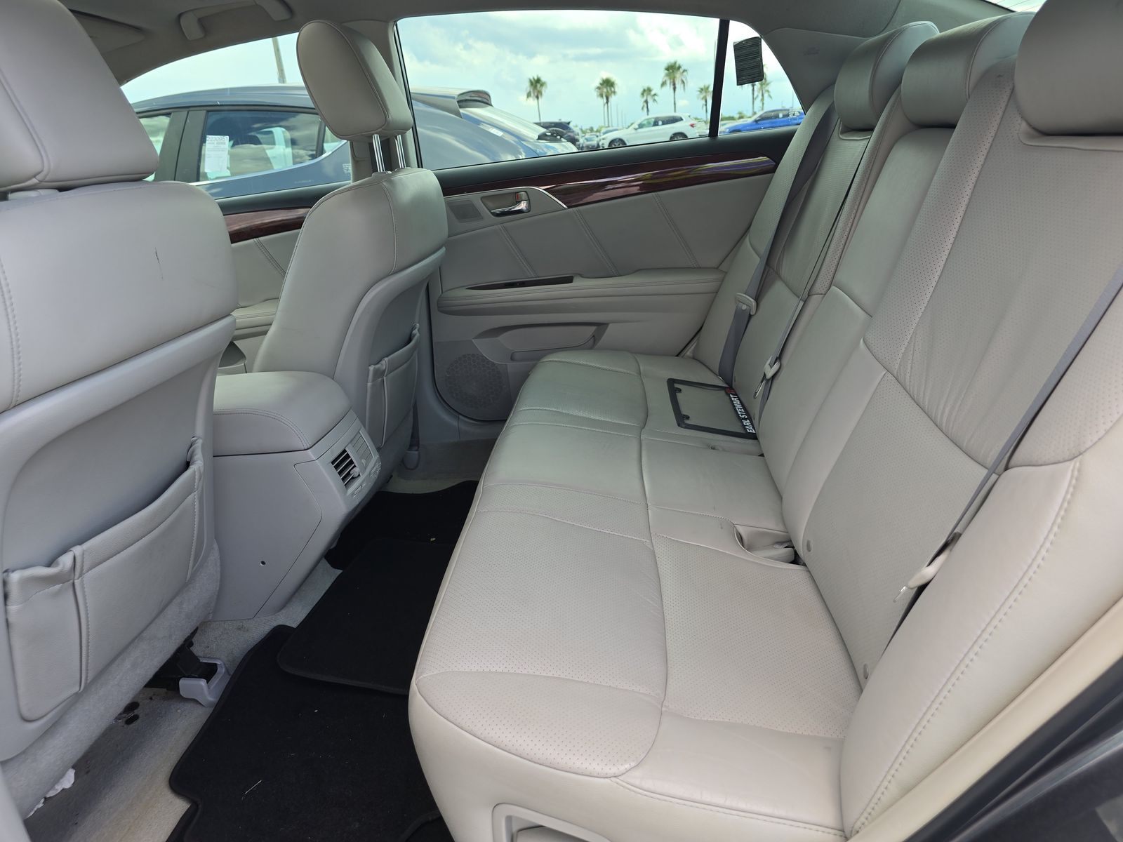2010 Toyota Avalon Limited FWD