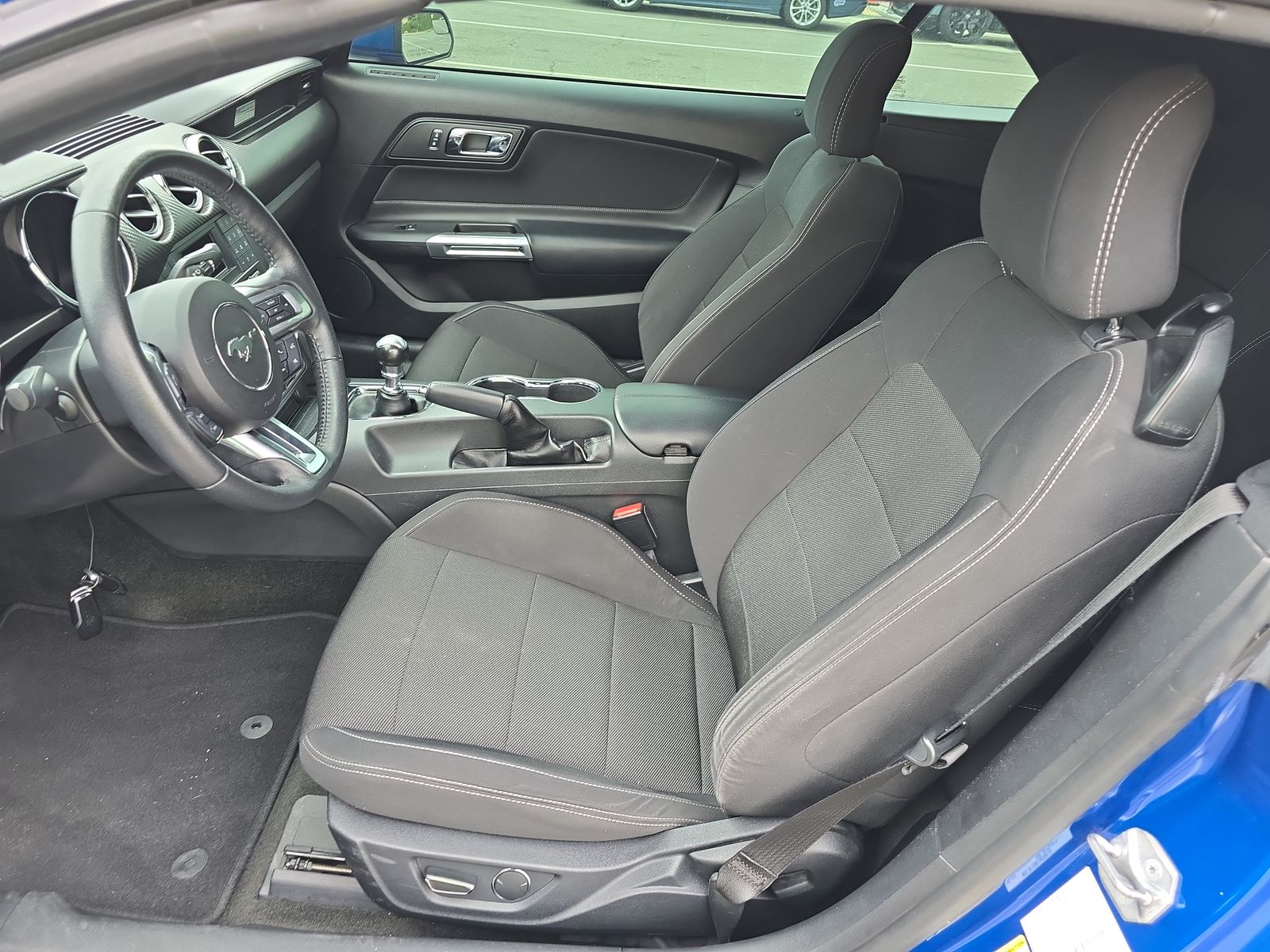 2017 Ford Mustang V6 RWD