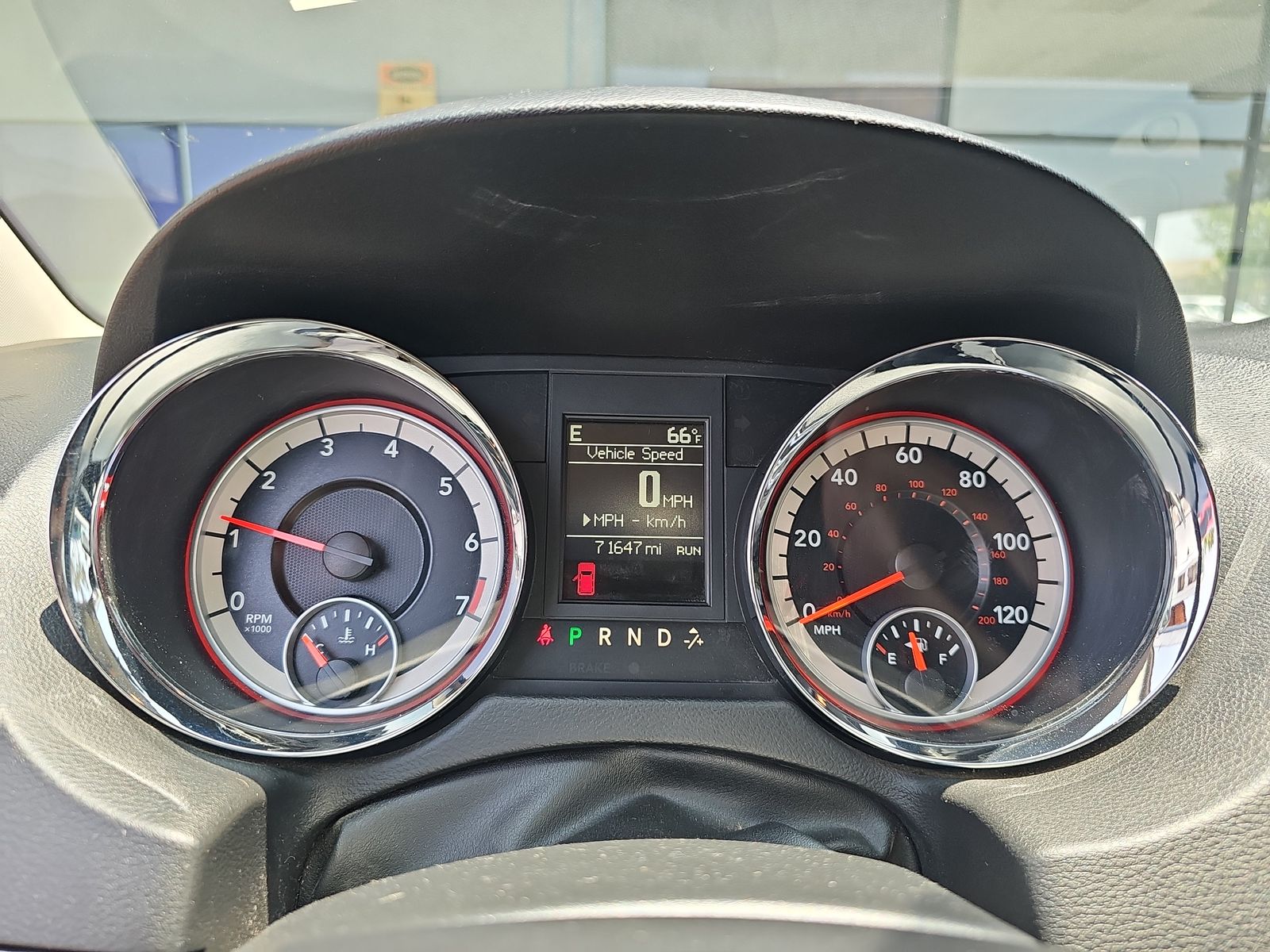 2014 Dodge Grand Caravan SXT FWD