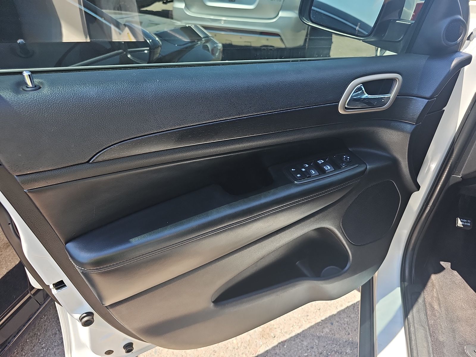 2016 Jeep Grand Cherokee Laredo RWD
