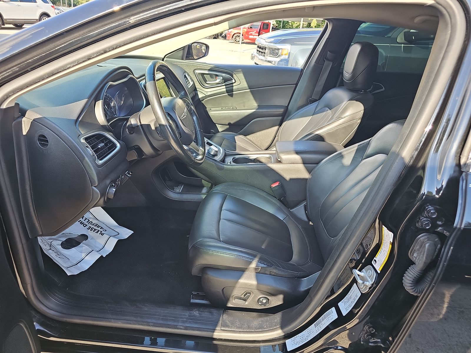 2016 Chrysler 200 Limited Platinum FWD