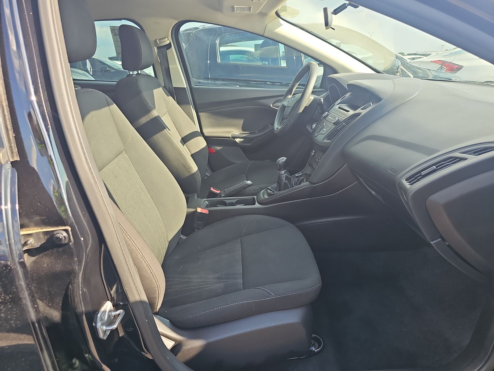 2016 Ford Focus S FWD